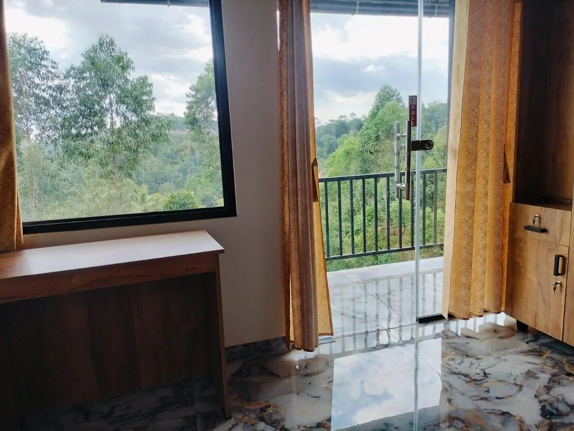 Half Moon Holiday Home - 8Bhk Munnar